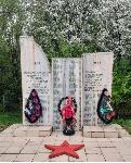 Памятник воинам, погибшим в Великой Отечественной войне 1941-1945 гг., д. Инсаровка, Ичалковский район, Республика Мордовия